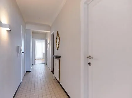 Paris 9d 115 شقة *